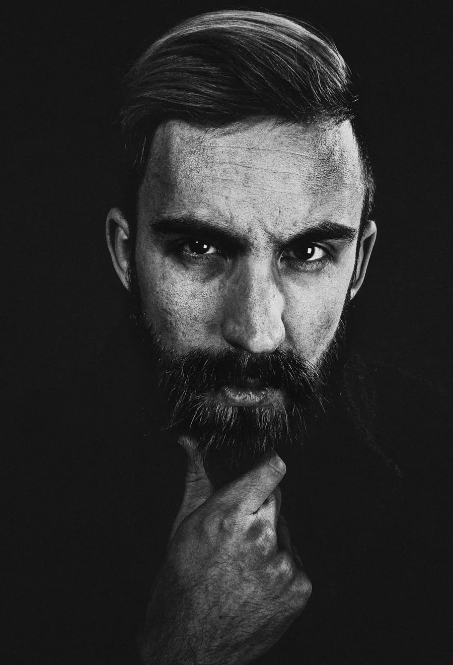 Oliver Hayes, fondatore e master barber